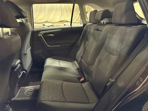 Used 2022 Toyota RAV4 XLE w/ Convenience Package AWD/4WD image 21