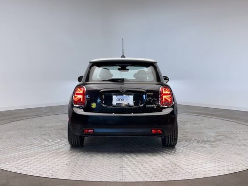 Certified 2024 MINI Cooper SE image 7