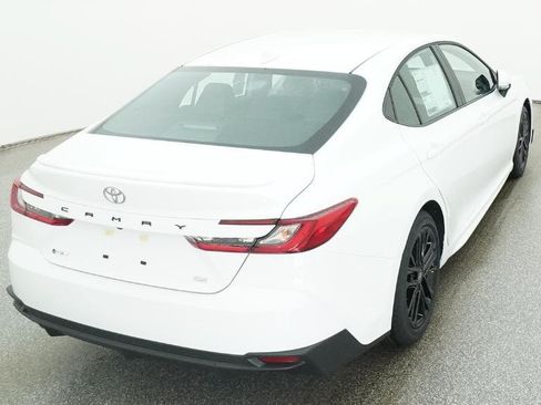 New 2026 Toyota Camry SE FWD image 38