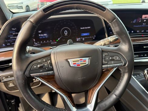 Used 2022 Cadillac Escalade Sport Platinum w/ Heavy-Duty Trailer Package image 21