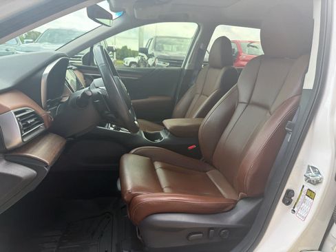 Used 2021 Subaru Outback Touring XT AWD/4WD image 14