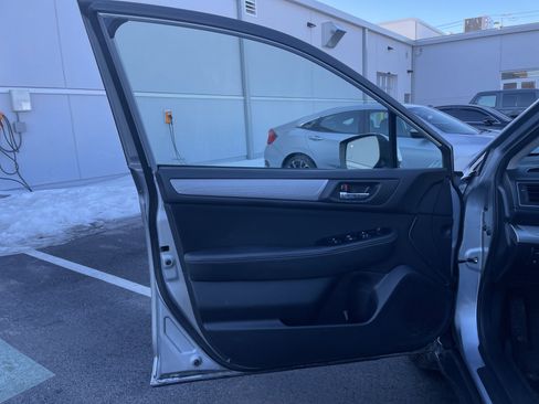 Used 2015 Subaru Outback 2.5i Premium image 33