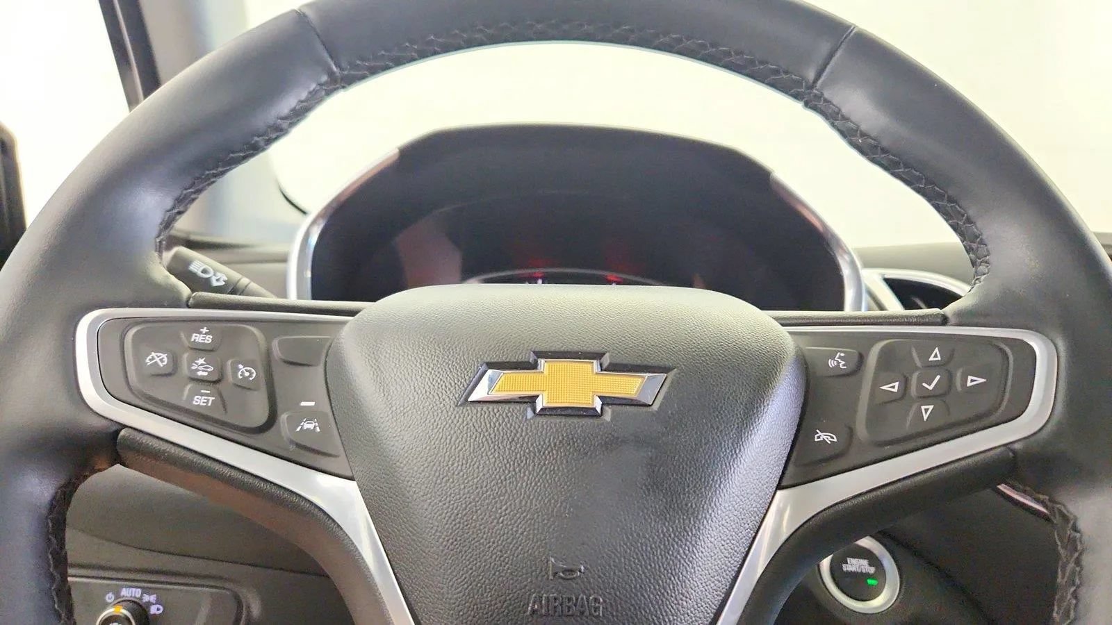 Used 2023 Chevrolet Equinox LT FWD image 18