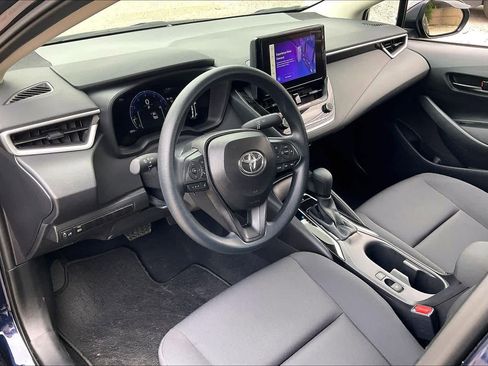 Used 2026 Toyota Corolla LE image 16