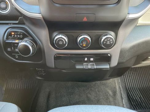 Used 2023 RAM 1500 Big Horn AWD/4WD image 18
