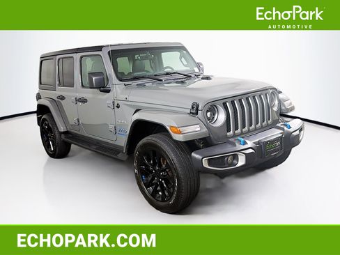 Used 2023 Jeep Wrangler Unlimited Sahara w/ Cold Weather Group AWD/4WD image 1