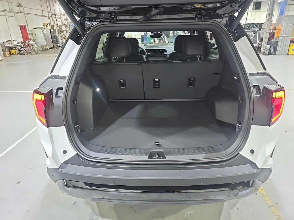 New 2027 GMC Terrain Elevation w/ Elevation Premium Package FWD image 13