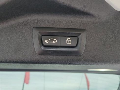 Used 2019 BMW X5 xDrive40i w/ Convenience Package image 15