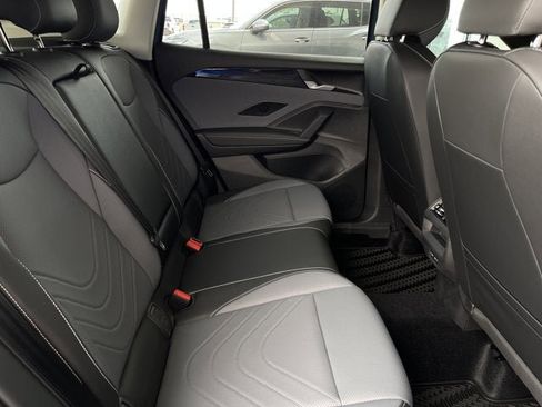 New 2026 Volkswagen Tiguan SE R-Line image 30