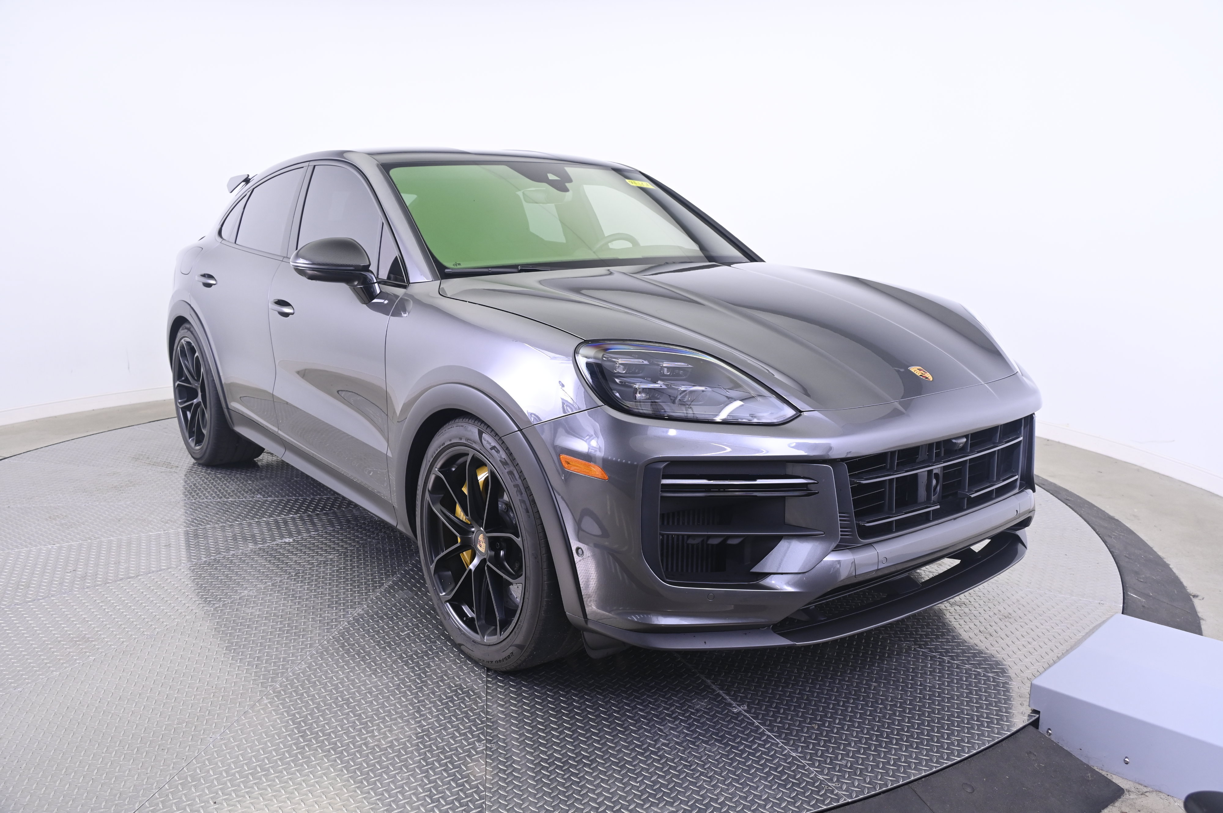 Used 2024 Porsche Cayenne Turbo GT AWD/4WD image 9