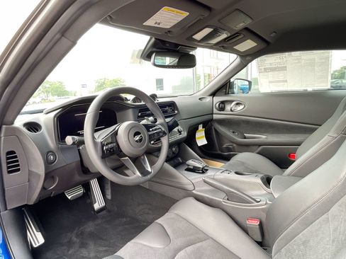 New 2024 Nissan Z Performance w/ Floor Mat Package RWD image 22