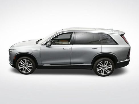 Used 2026 Cadillac Vistiq Luxury AWD/4WD image 18