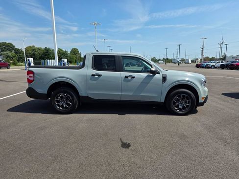 Used 2022 Ford Maverick XLT FWD image 4