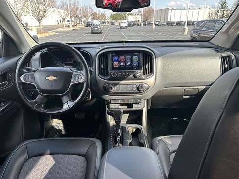 Used 2017 Chevrolet Colorado Z71 AWD/4WD image 28