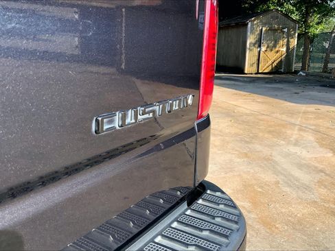 Used 2023 Chevrolet Silverado 1500 Custom w/ LPO, Dark Essentials Package RWD image 10
