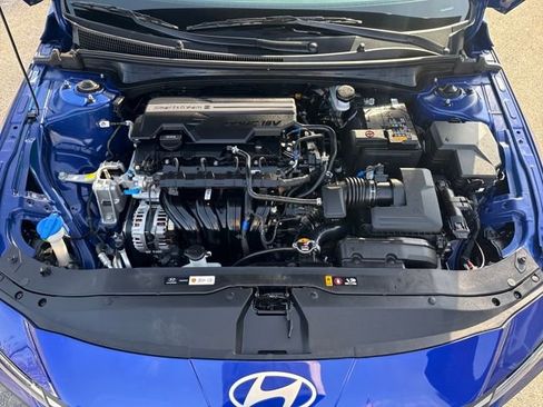 Used 2025 Hyundai Elantra Sport image 22