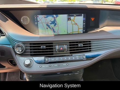 Used 2019 Lexus LS 500 RWD image 11