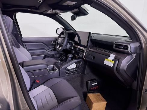 New 2026 Toyota Tacoma TRD Off-Road AWD/4WD image 25