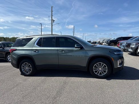 Used 2023 Chevrolet Traverse LT FWD image 1