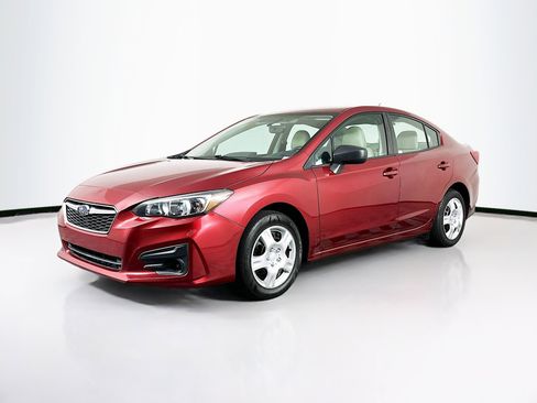 Used 2018 Subaru Impreza 2.0i image 3