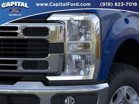 New 2026 Ford F250 XLT AWD/4WD image 18