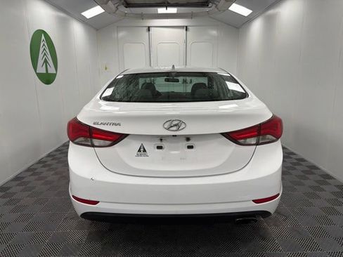 Used 2015 Hyundai Elantra Sport FWD image 5