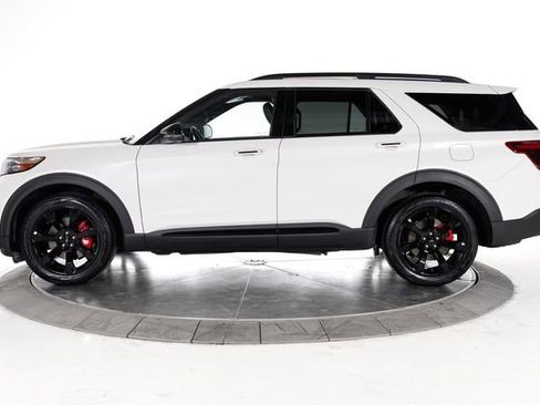 Used 2023 Ford Explorer ST w/ Equipment Group 401A image 2