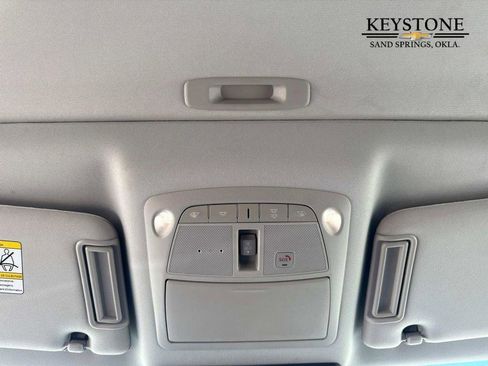 Used 2023 Nissan Armada SL w/ Captain's Chairs Package image 25