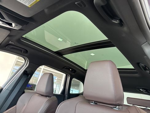 Used 2025 BMW X1 xDrive28i w/ Convenience Package image 16