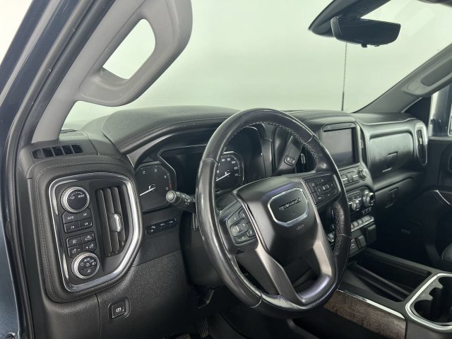 Certified 2020 GMC Sierra 2500 Denali w/ Denali Ultimate Package AWD/4WD image 10