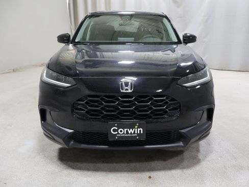 New 2026 Honda HR-V LX image 2
