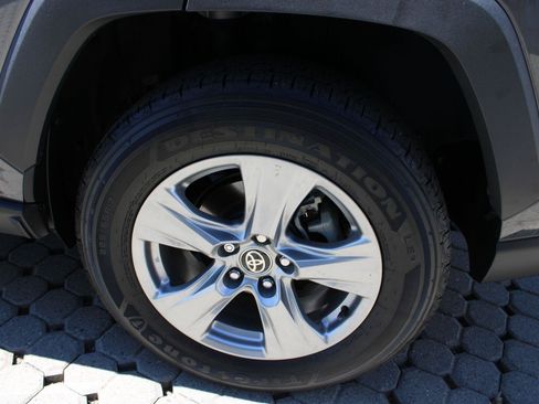 Used 2024 Toyota RAV4 XLE w/ Convenience Package AWD/4WD image 15