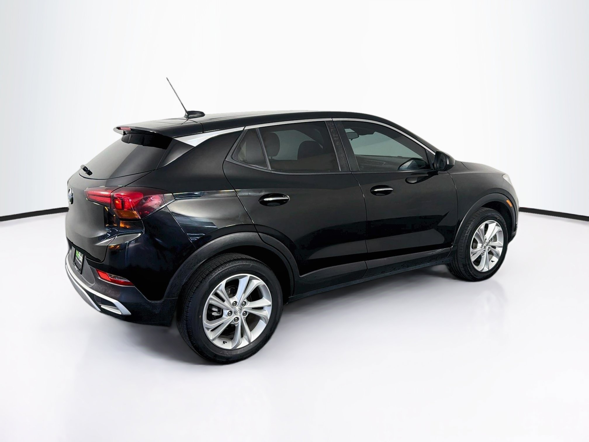 Used 2023 Buick Encore GX Preferred w/ Cold Weather Comfort Package FWD image 9