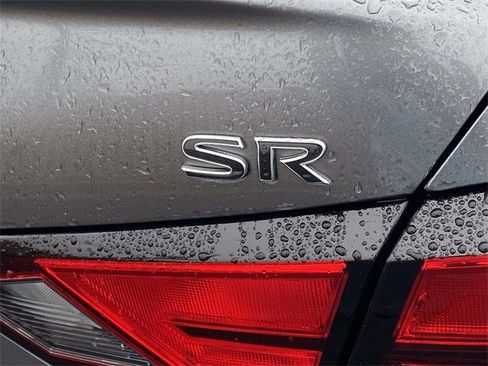 Used 2022 Nissan Altima 2.5 SR image 8