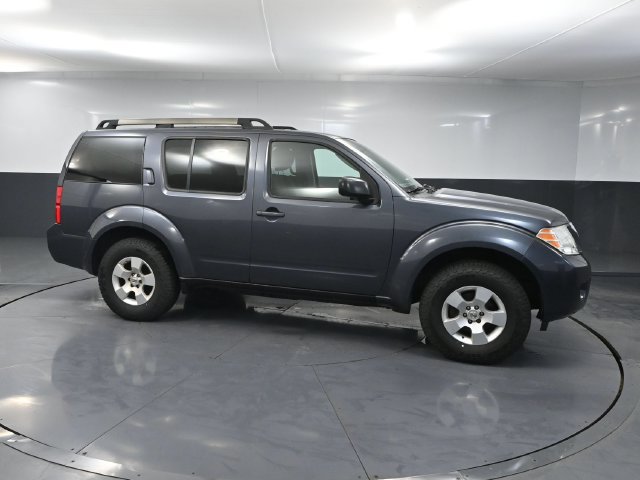 Used 2011 Nissan Pathfinder S w/ Protection Pkg AWD/4WD image 2