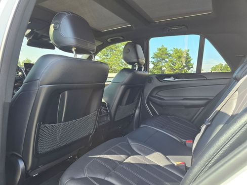 Used 2018 Mercedes-Benz GLE 350 4MATIC image 10