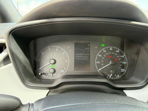 Used 2024 Toyota Corolla SE FWD image 33