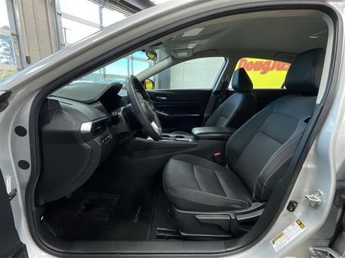 Used 2021 Nissan Altima 2.5 S FWD image 11