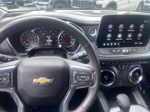 Used 2025 Chevrolet Blazer LT FWD image 35
