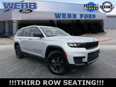 Used 2024 Jeep Grand Cherokee L Laredo