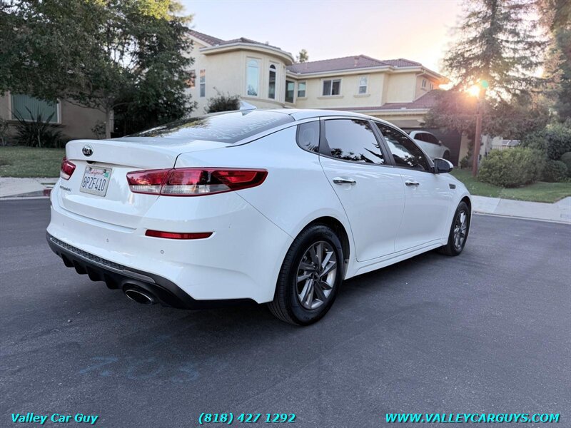 Used 2020 Kia Optima LX FWD image 4