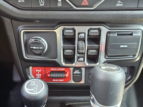 New 2026 Jeep Wrangler Willys AWD/4WD image 15