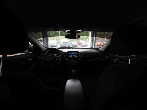 Used 2020 Chevrolet Malibu LS FWD image 19