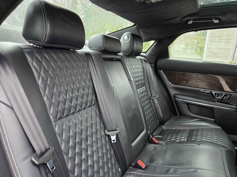 Used 2019 Jaguar XJ L Portfolio RWD image 14