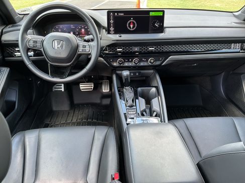 Used 2024 Honda Accord Sport image 7