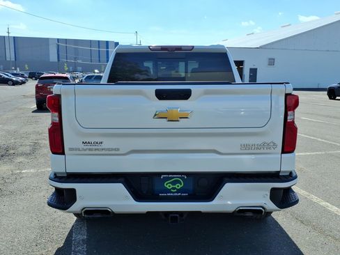 Certified 2023 Chevrolet Silverado 1500 High Country w/ High Country Premium Package AWD/4WD image 5