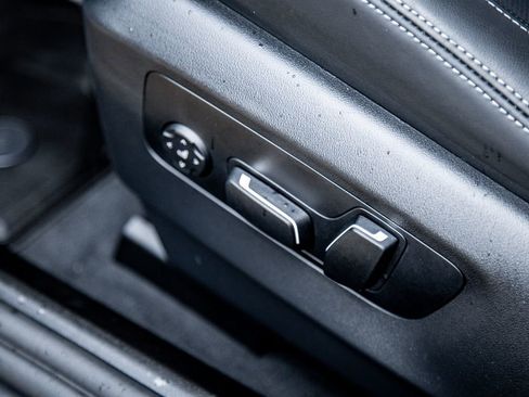 New 2026 BMW M5 w/ Executive Package AWD/4WD image 22