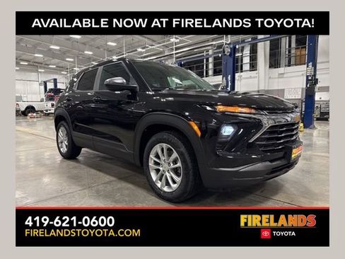 Used 2024 Chevrolet TrailBlazer LS w/ LS Convenience Package image 1