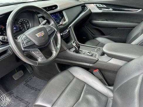 Certified 2023 Cadillac XT5 Premium Luxury image 11