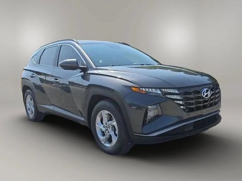 Used 2023 Hyundai Tucson SEL FWD image 3